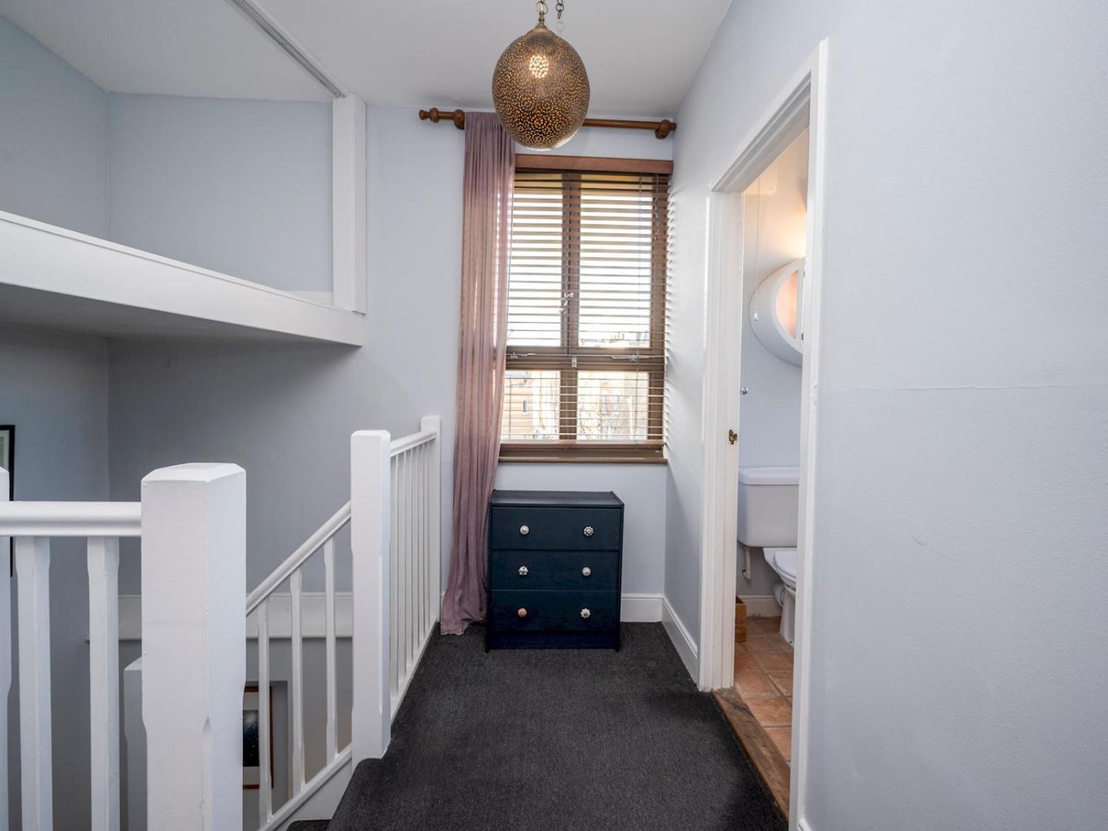 Pass The Keys Unique 1 Bed Over 3 Floors With Private Terrace